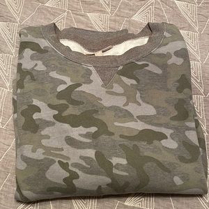 Camo sweatshirt 2x